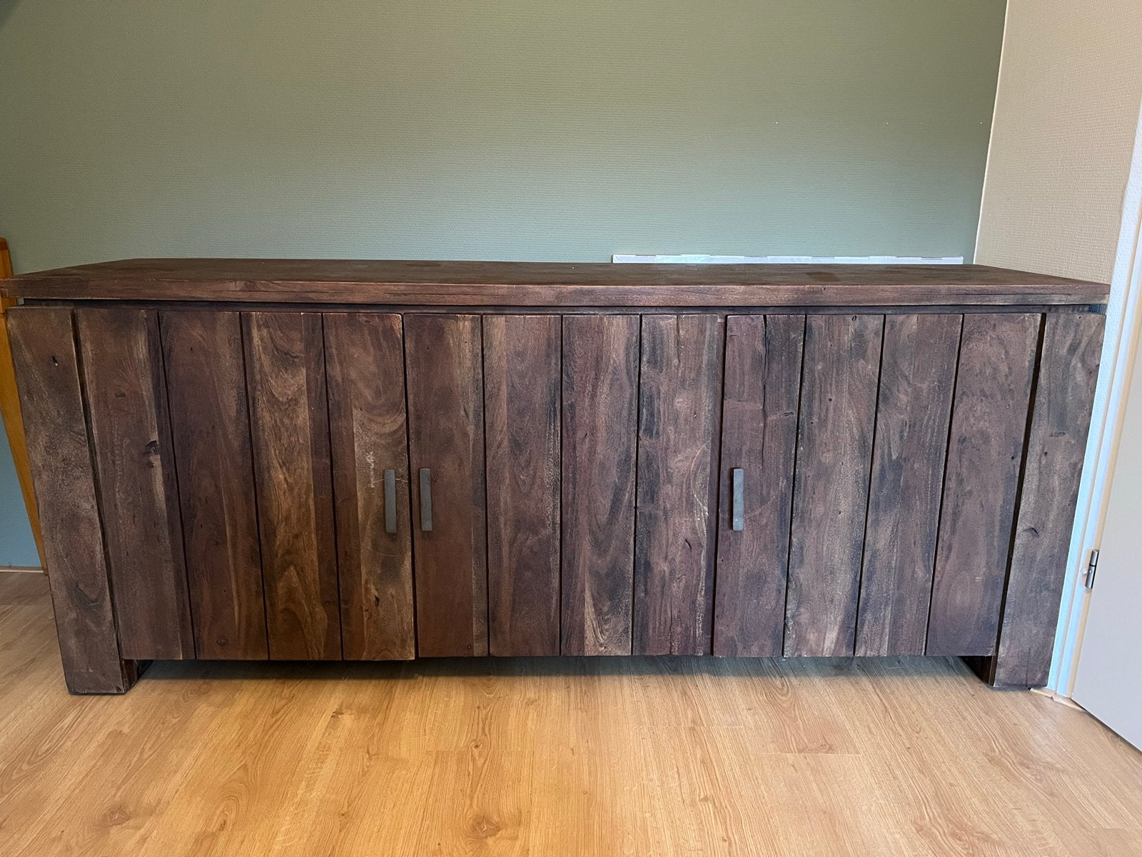 Massief houten dressoir en salontafel set, Ophalen, Gebruikt, 200 cm of meer, Met lade(s)