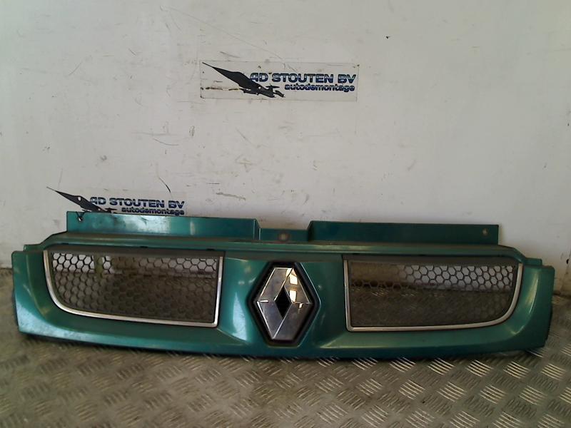 Grille Renault Trafic New (FL) (2001-03/2006-09), Gebruikt, Renault Deutschland AG, Dialog.deutschland@renault.de, Peter-Huppertz-Straße 5, Köln 51063, , Duitsland