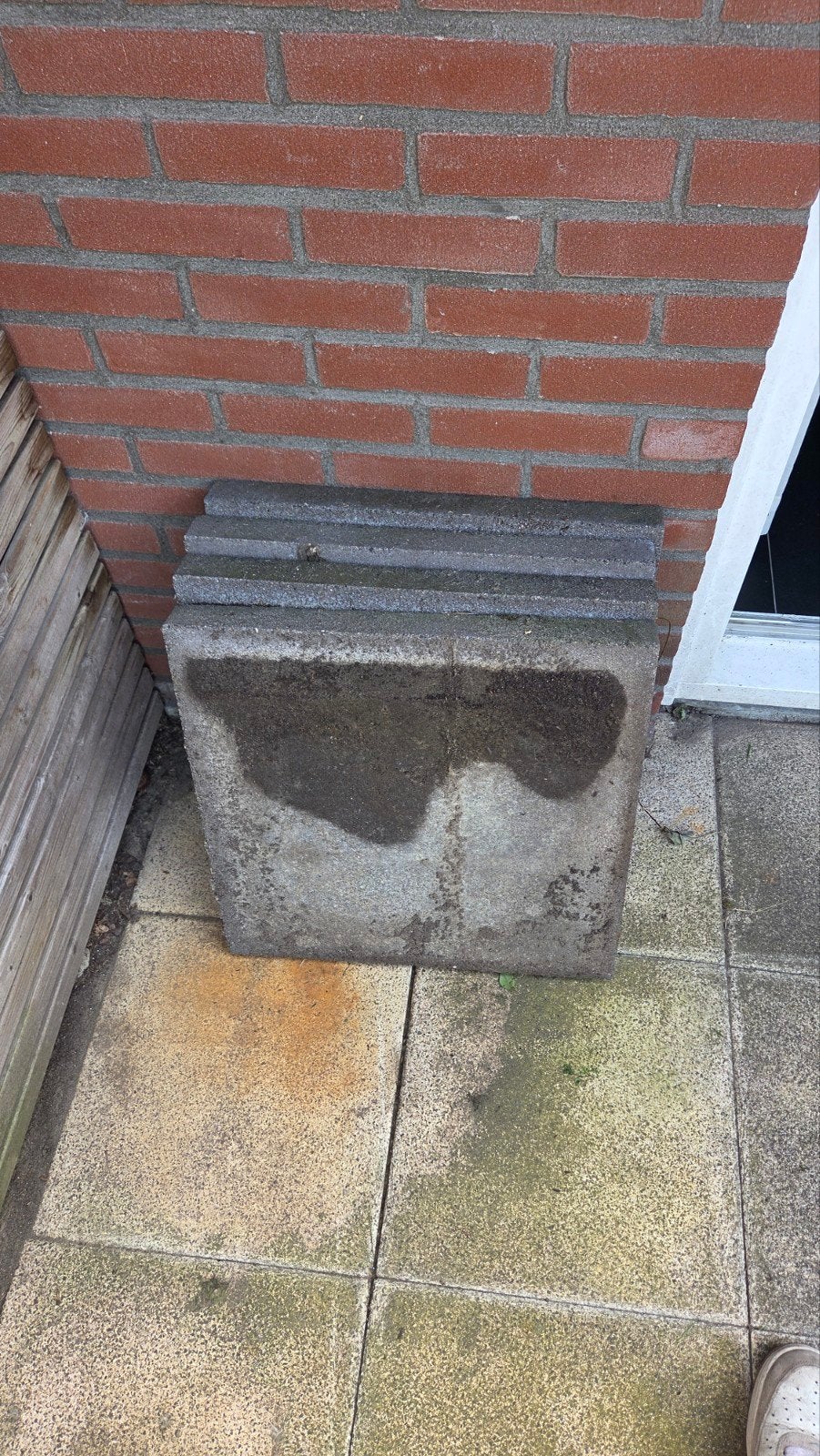 4 tegels 50x50 cm gratis af te halen, Ophalen, Gebruikt, 40 tot 60 cm, Minder dan 5 m²