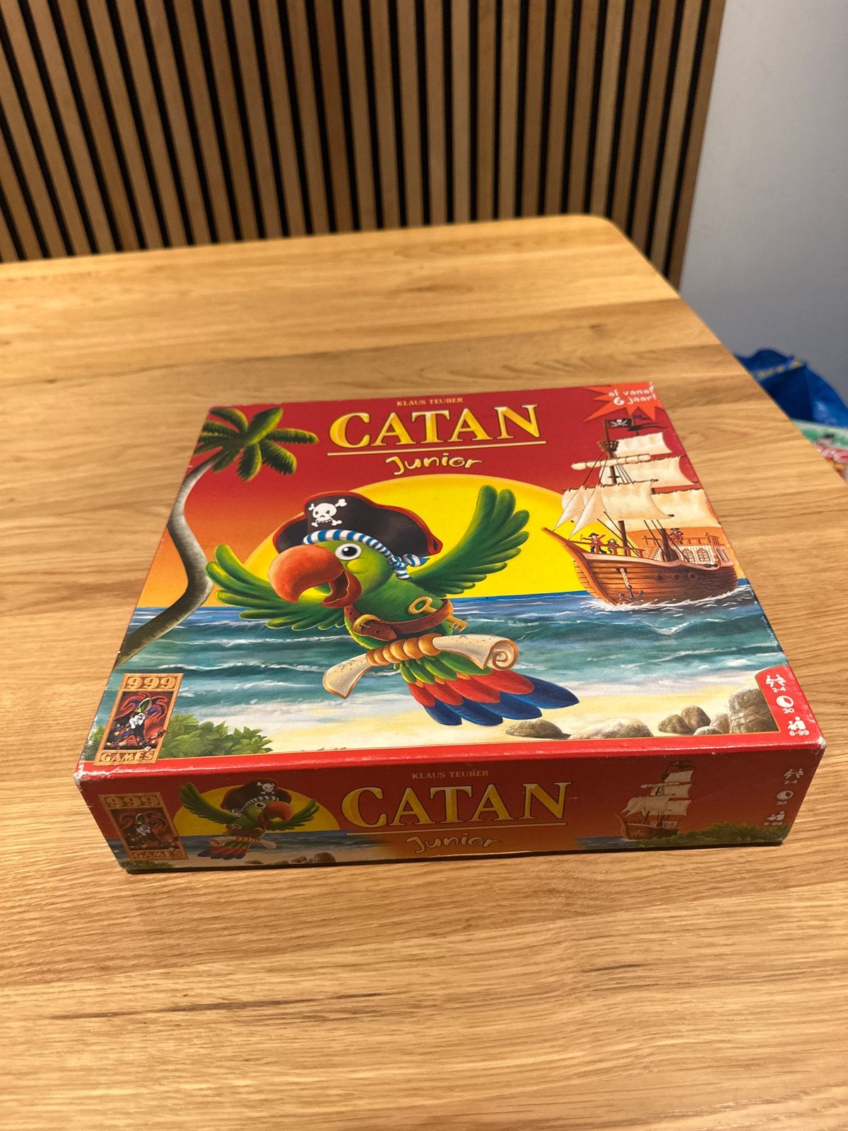 Catan Junior Bordspel - Zo goed als nieuw, Een of twee spelers, Ophalen of Verzenden, Zo goed als nieuw