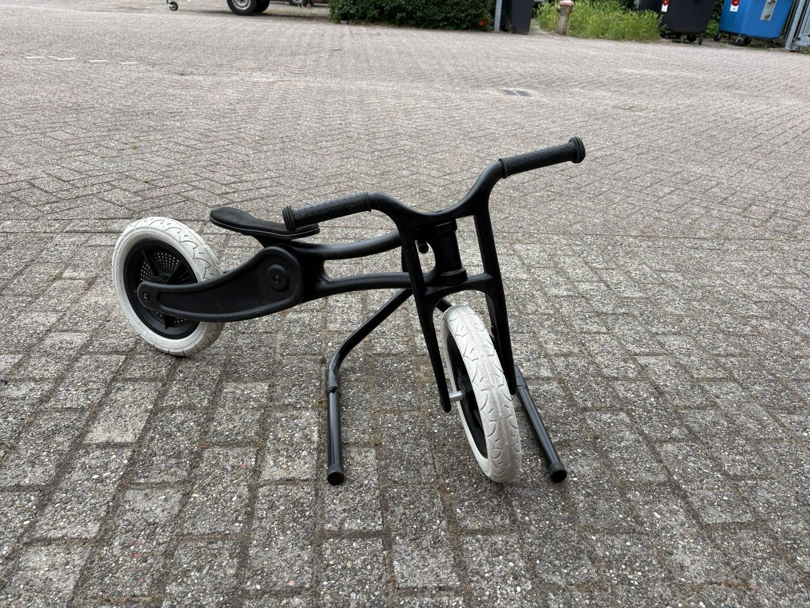 Wishbone Loopfiets 3-in-1 (loopfiets en driewieler), Ophalen, Zo goed als nieuw, Verstelbare zitting