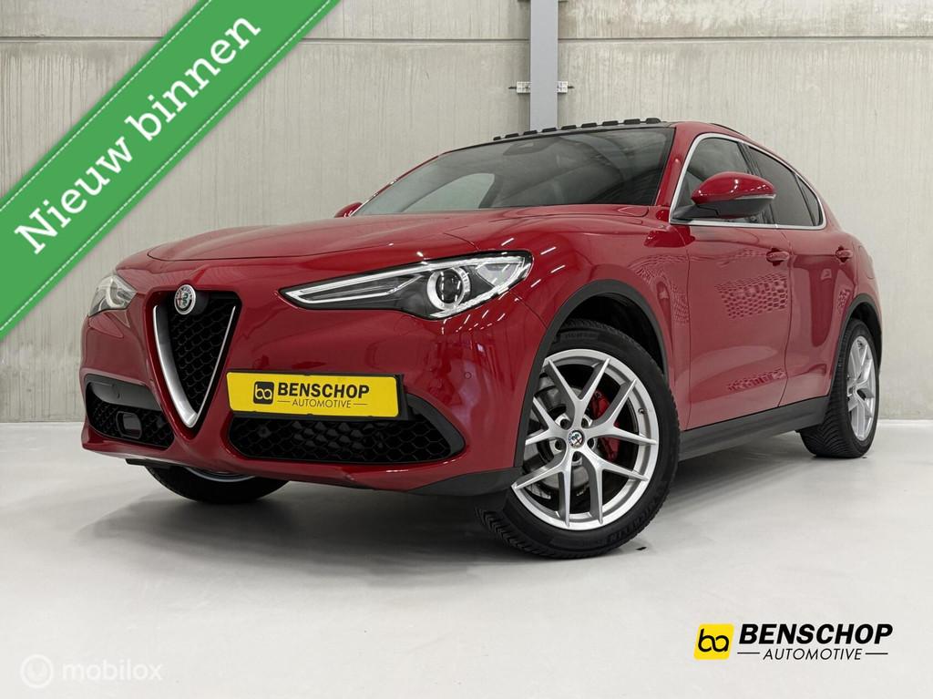Alfa Romeo Stelvio 2.0 T AWD First Edition Alfa Rosso Panoda, Auto's, Alfa Romeo, Automaat, 1995 cc, Zwart, 4 cilinders