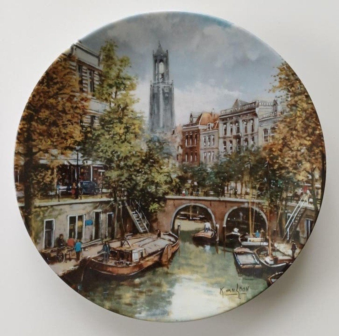 Porseleinen sierbord "De Utrechtse Oude Gracht", Ophalen of Verzenden