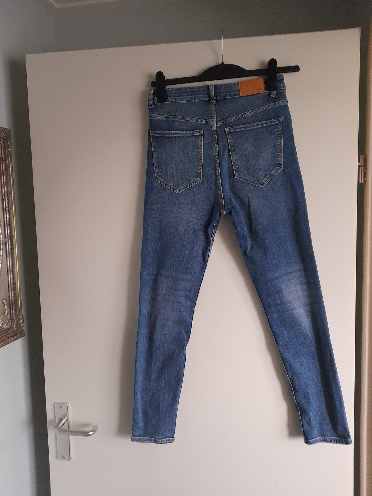 ZARA dames  jeans mt 38, Ophalen of Verzenden, Zo goed als nieuw, Blauw, W30 - W32 (confectie 38/40)
