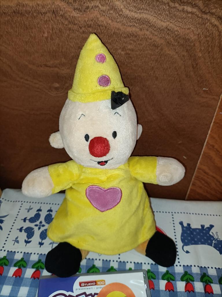 Bumba knuffel 31 cm groot + dvd, Kinderen en Baby's, Speelgoed | Knuffels en Pluche, Ophalen of Verzenden, Zo goed als nieuw, Overige typen