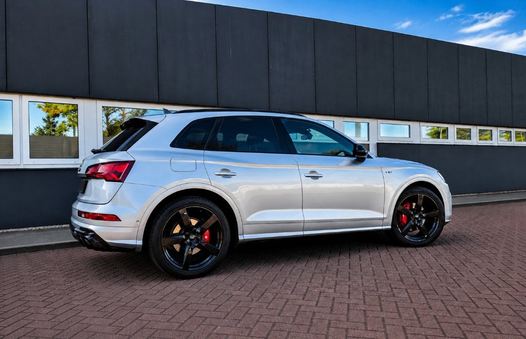 Audi Q5 SQ5 3.0 Tfsi Quattro 354pk Tiptronic 2017 Grijs, Auto's, Automaat, 2995 cc, Leder, Vierwielaandrijving