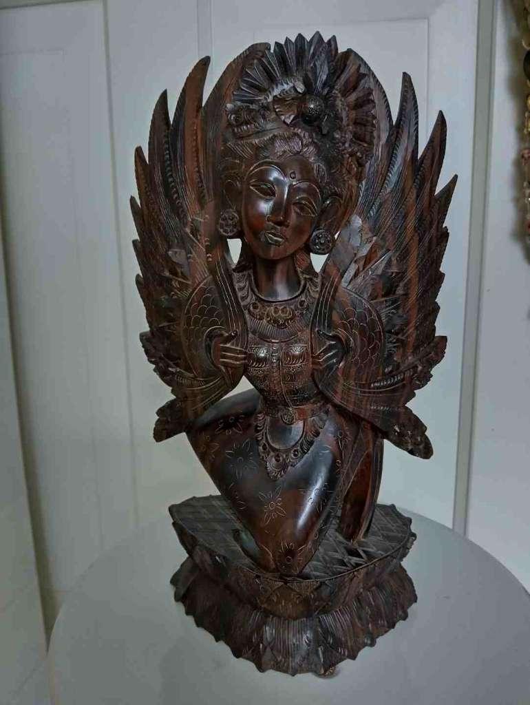 Vintage Uniek handgesneden balinees beeld Coromandelhout, Ophalen of Verzenden, Hout, Houtsnijwerk
