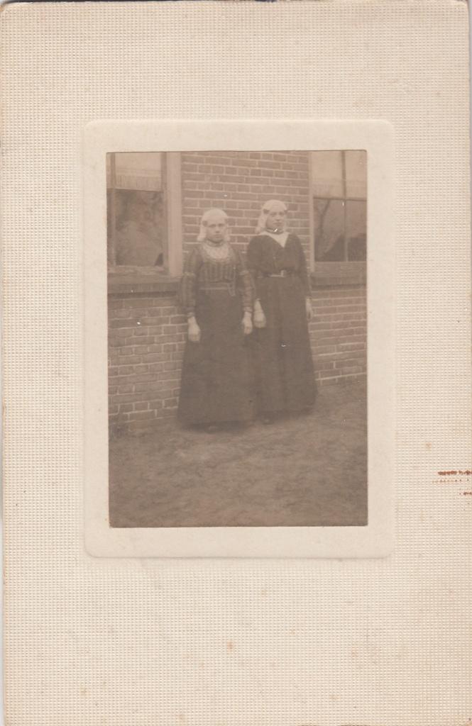 Zeeland - Collectie van 60 Oude Ansichten, Verzenden, 1920 tot 1940, Zeeland