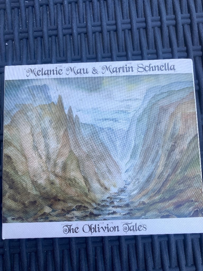 Melanie Mau & Martin Schnella - The Oblivion Tales CD, Ophalen of Verzenden, Zo goed als nieuw, Inclusief boekje, Singer-songwriter