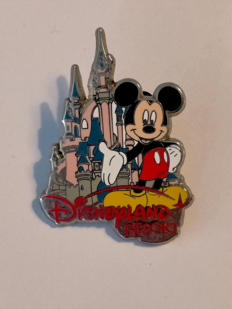 Mickey Mouse Disneyland Resort Disney pin logo kasteel, Verzamelen, Speldjes, Pins en Buttons, Ophalen of Verzenden, Zo goed als nieuw