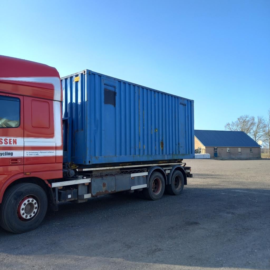 TE HUUR CONTAINER 6 METER LENGTE PLAATSING MOGELIJK, Ophalen