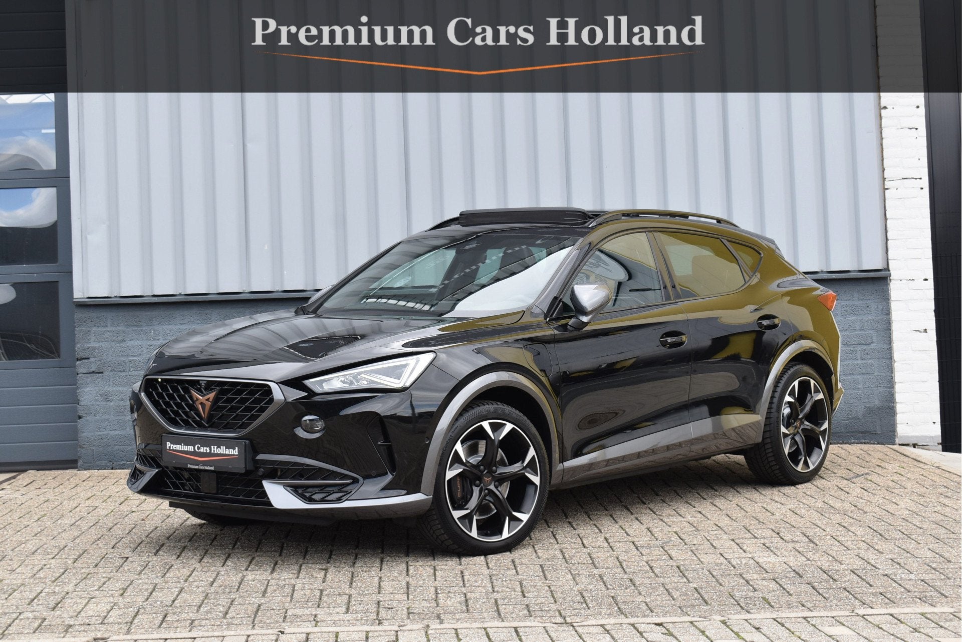 CUPRA Formentor 1.4 e-Hybrid VZ 245 Pk Carbon Schaalstoelen, Dealer onderhouden, Gebruikt, Zwart, 4 cilinders