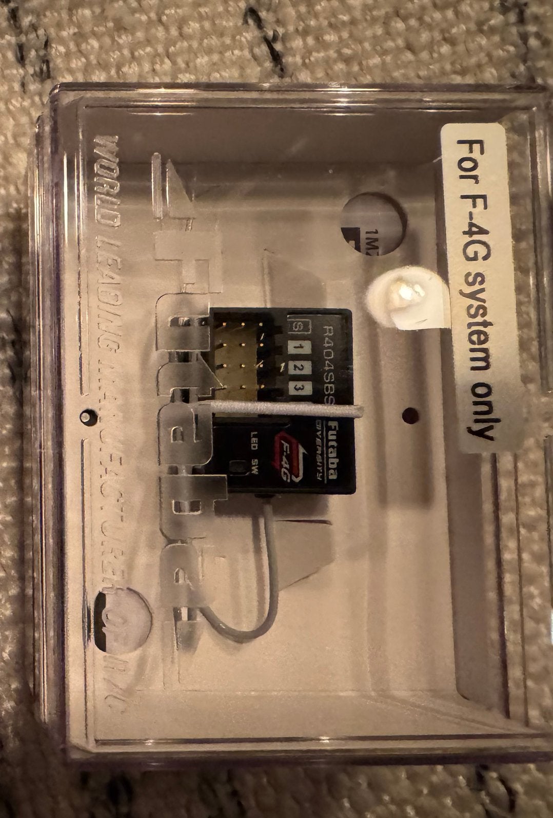 Futaba r404sbs ontvanger splinternieuw, Hobby en Vrije tijd, Verzenden, Nieuw, Overige schalen, Onderdeel