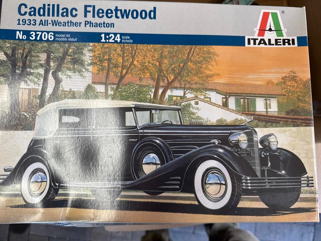Italeri Cadillac Fleetwood 1933 modelbouw, Hobby en Vrije tijd, Modelbouw | Auto's en Voertuigen, Ophalen, Groter dan 1:32, Nieuw