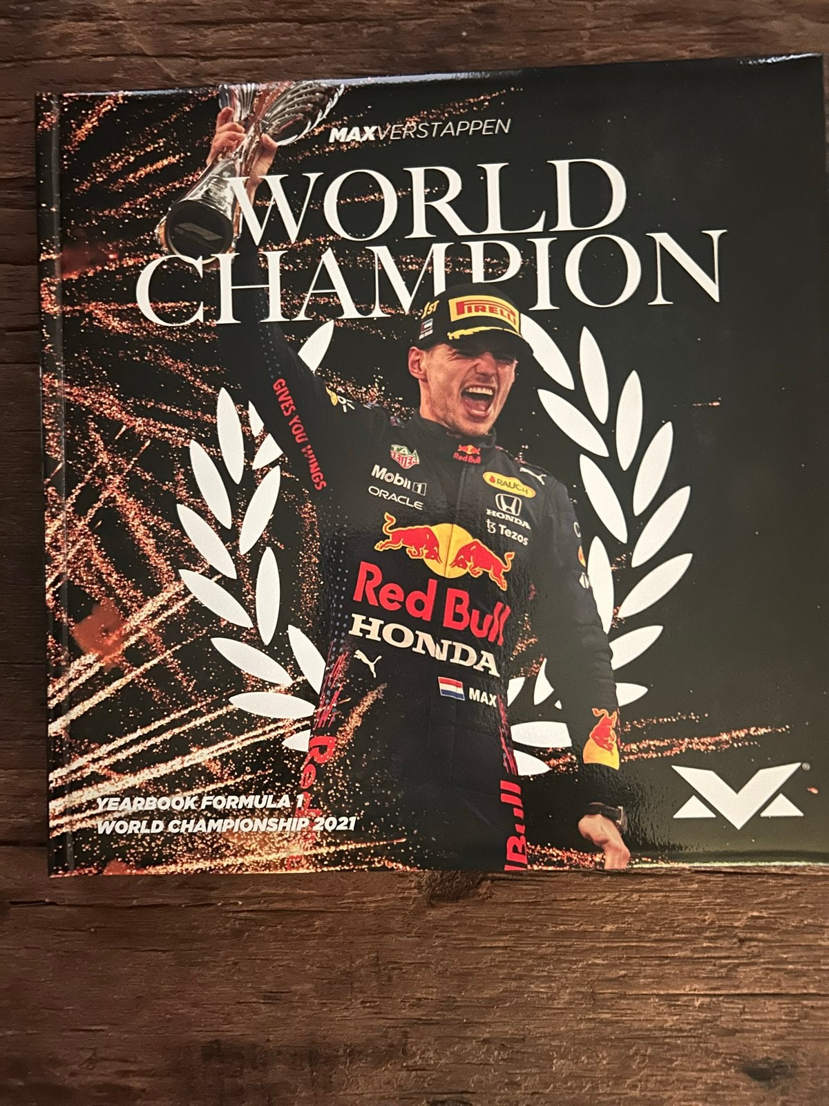 Max Verstappen Jaarboek 2021 - World Champion, Ophalen of Verzenden, Zo goed als nieuw, Formule 1