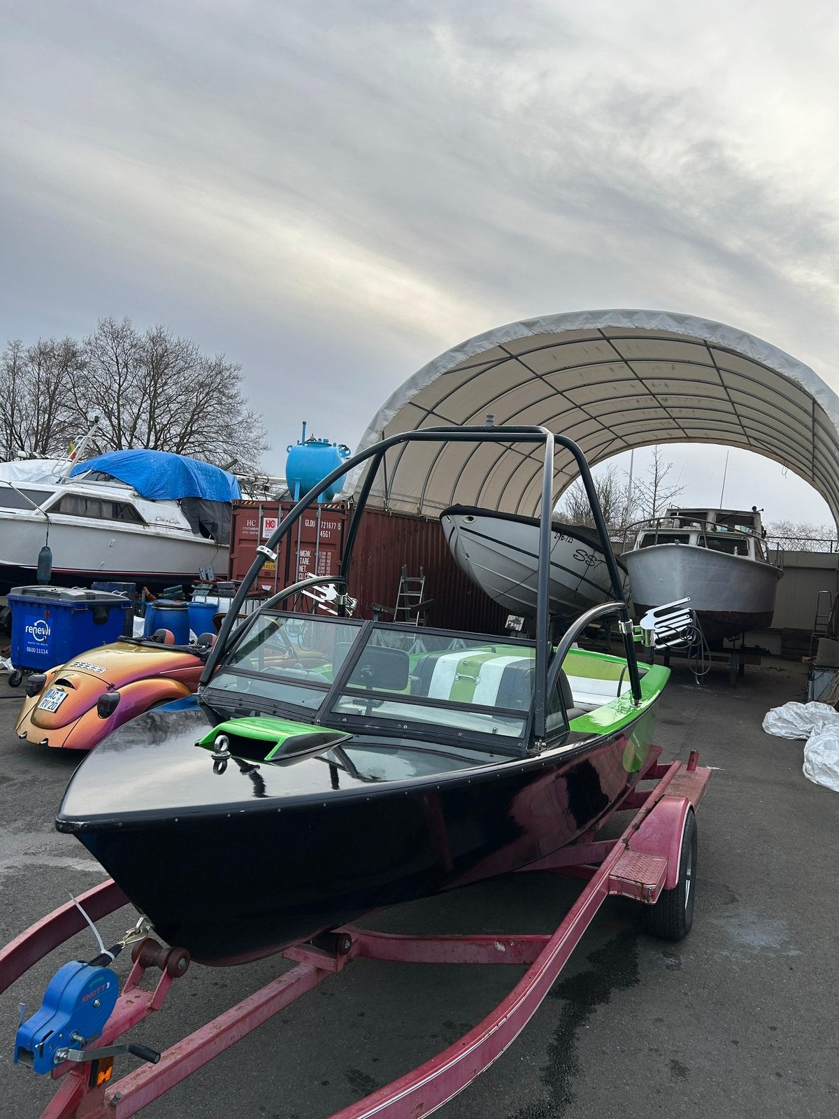 Ski nautique V8 inclusief trailer, Watersport en Boten, Speedboten, Gebruikt, Topcraft, Benzine, 200 pk of meer, Binnenboordmotor