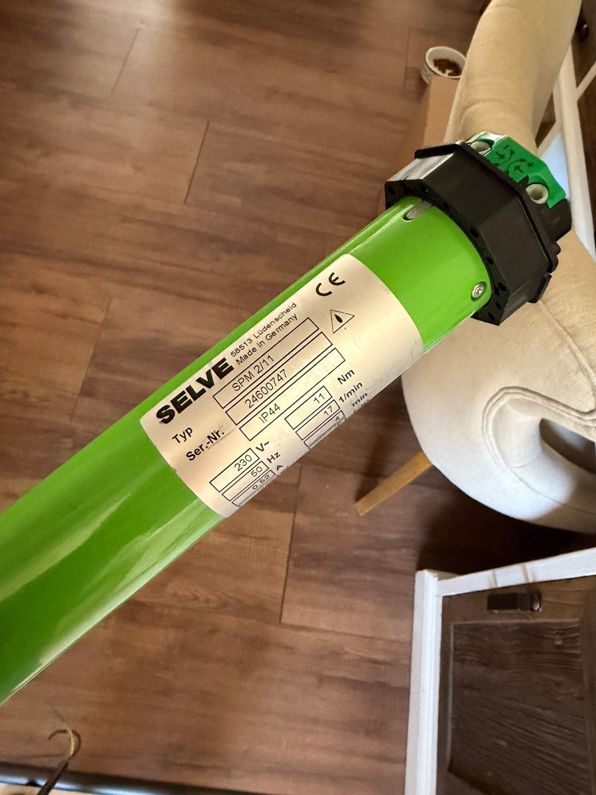 Te koop Splinternieuwe SELVE rolluik motor  Type: SPM 2/11, Minder dan 100 cm, Wit, Ophalen of Verzenden, Zo goed als nieuw