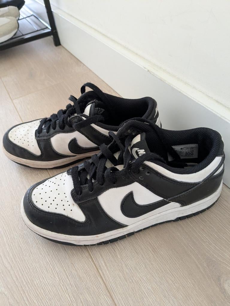 Nike sneakers Dunk low panda zwart-wit maat 36, Ophalen of Verzenden, Gebruikt, Jongen of Meisje, Schoenen
