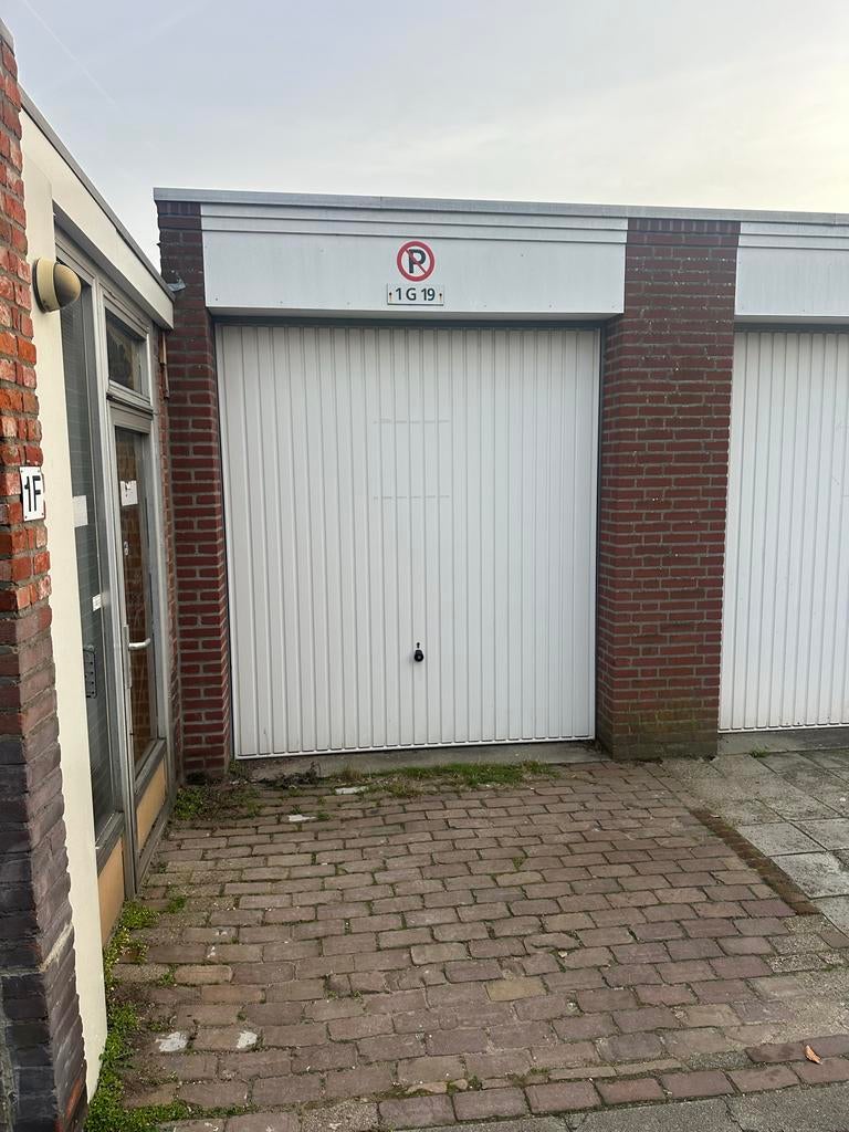 Garagebox te koop incl elektra en wateraansluiting, Huizen en Kamers, Garages en Parkeerplaatsen