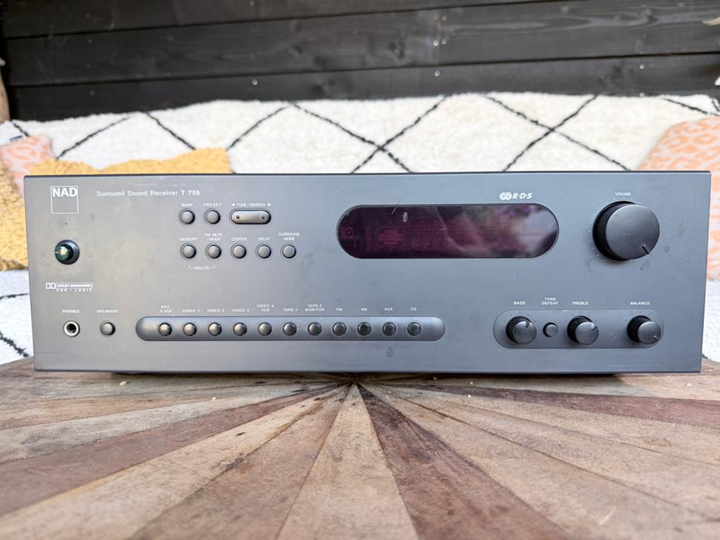 NAD T750 AV Receiver / Versterker – krachtig warm NAD geluid, Ophalen, Zo goed als nieuw, Overige merken