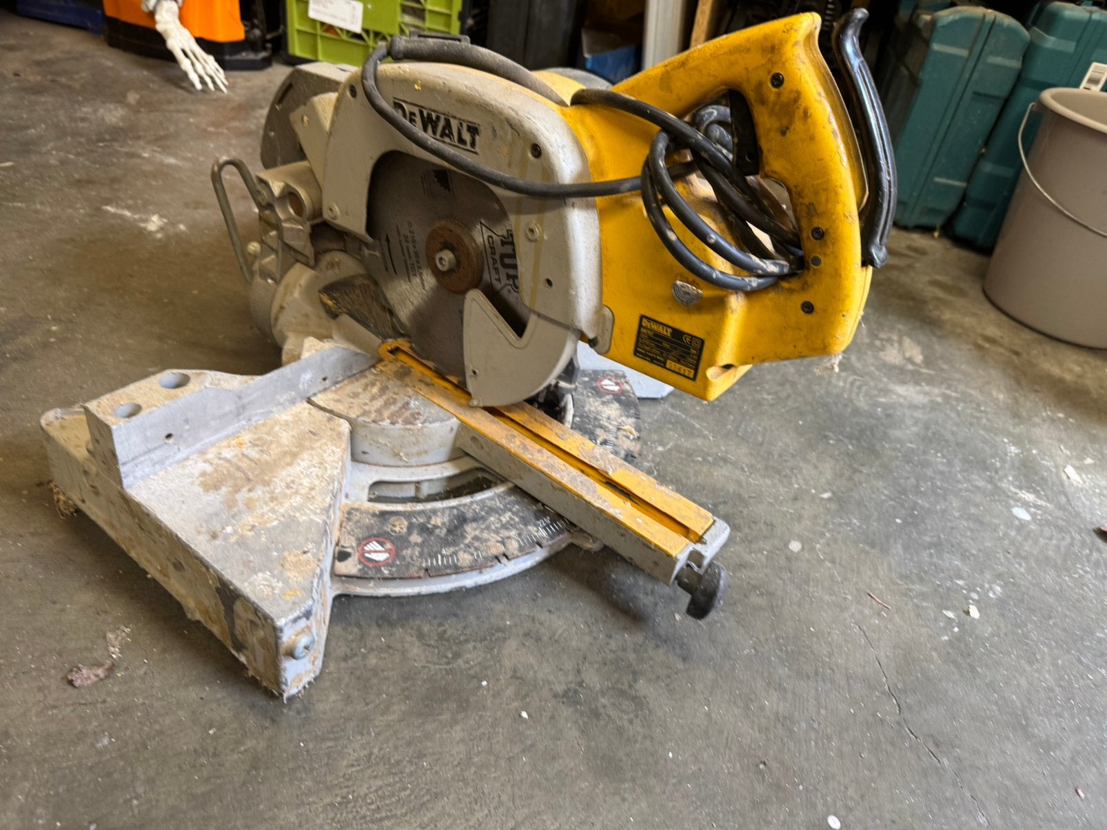 Dewalt dw707 afkortzaag, Ophalen, Gebruikt, Afkortzaag, 30 tot 70 mm