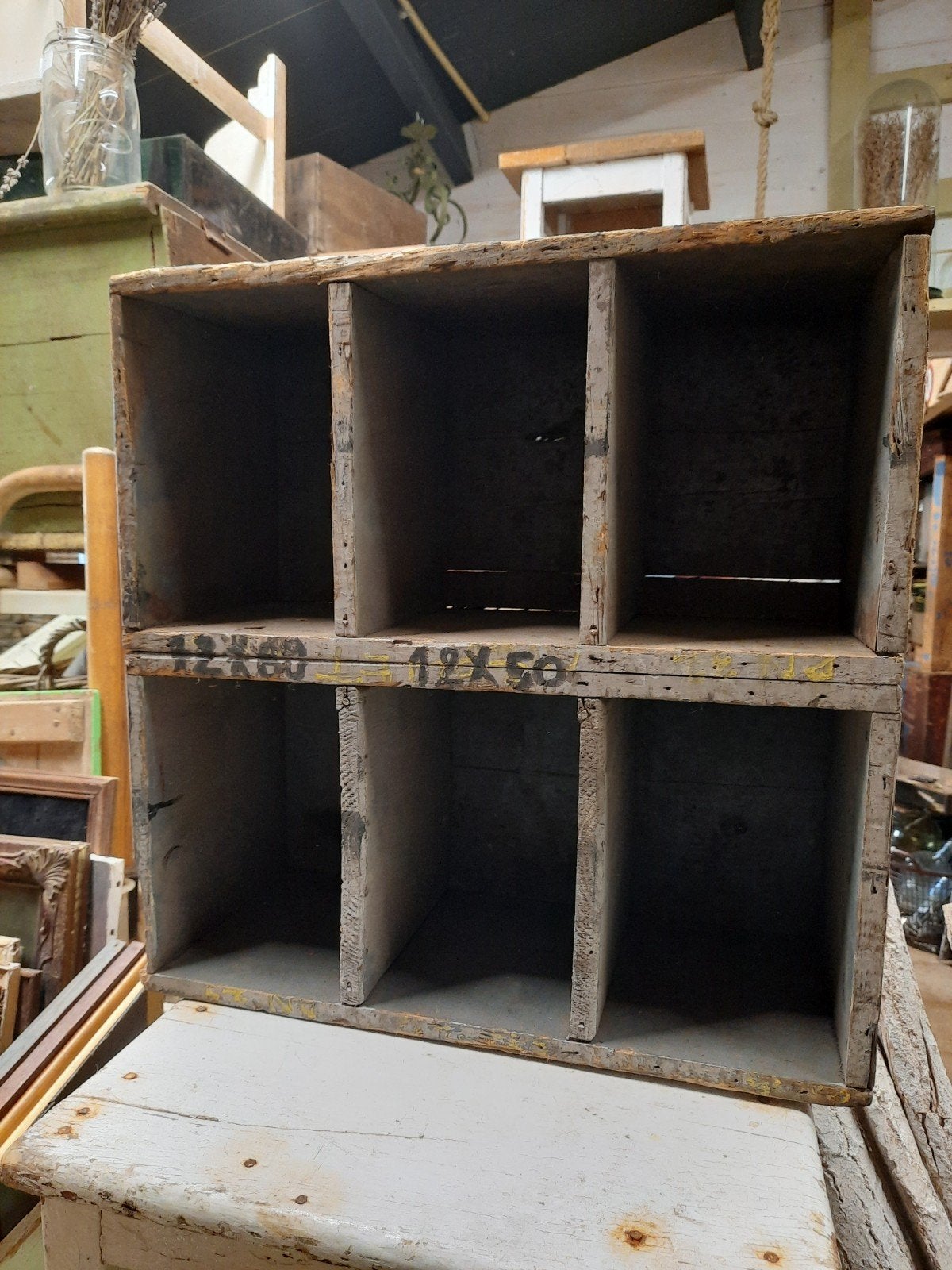Oud vakkenkastje kastje vakkenkast brocante., Ophalen of Verzenden