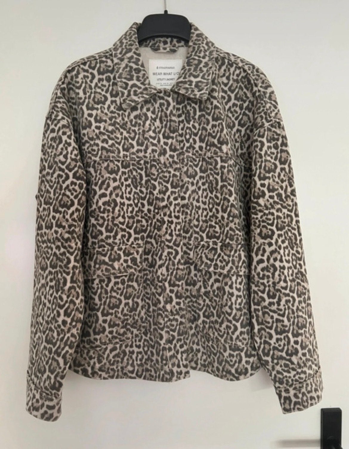 Stradivarius Utility Jacket met Luipaardprint - Maat S, Kleding | Dames, Jassen | Zomer, Ophalen of Verzenden, Zo goed als nieuw