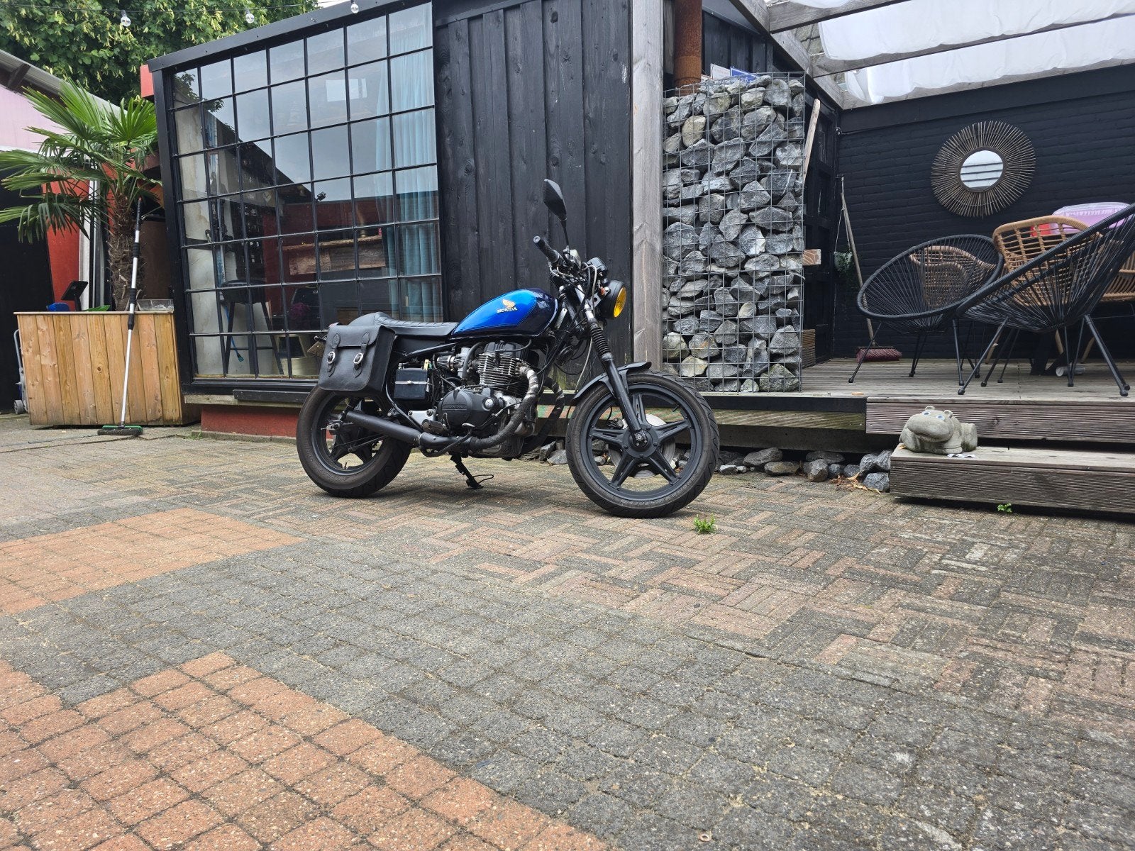 Honda CM400T met extra's en lichte gebruikssporen, Particulier