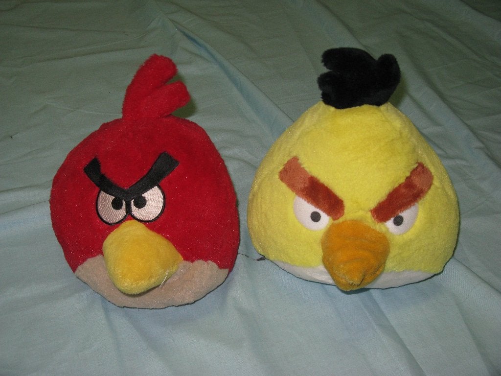 angry birds knuffels 2 x, Overige typen, Ophalen of Verzenden, Zo goed als nieuw, Middelgroot (20 tot 80 cm)