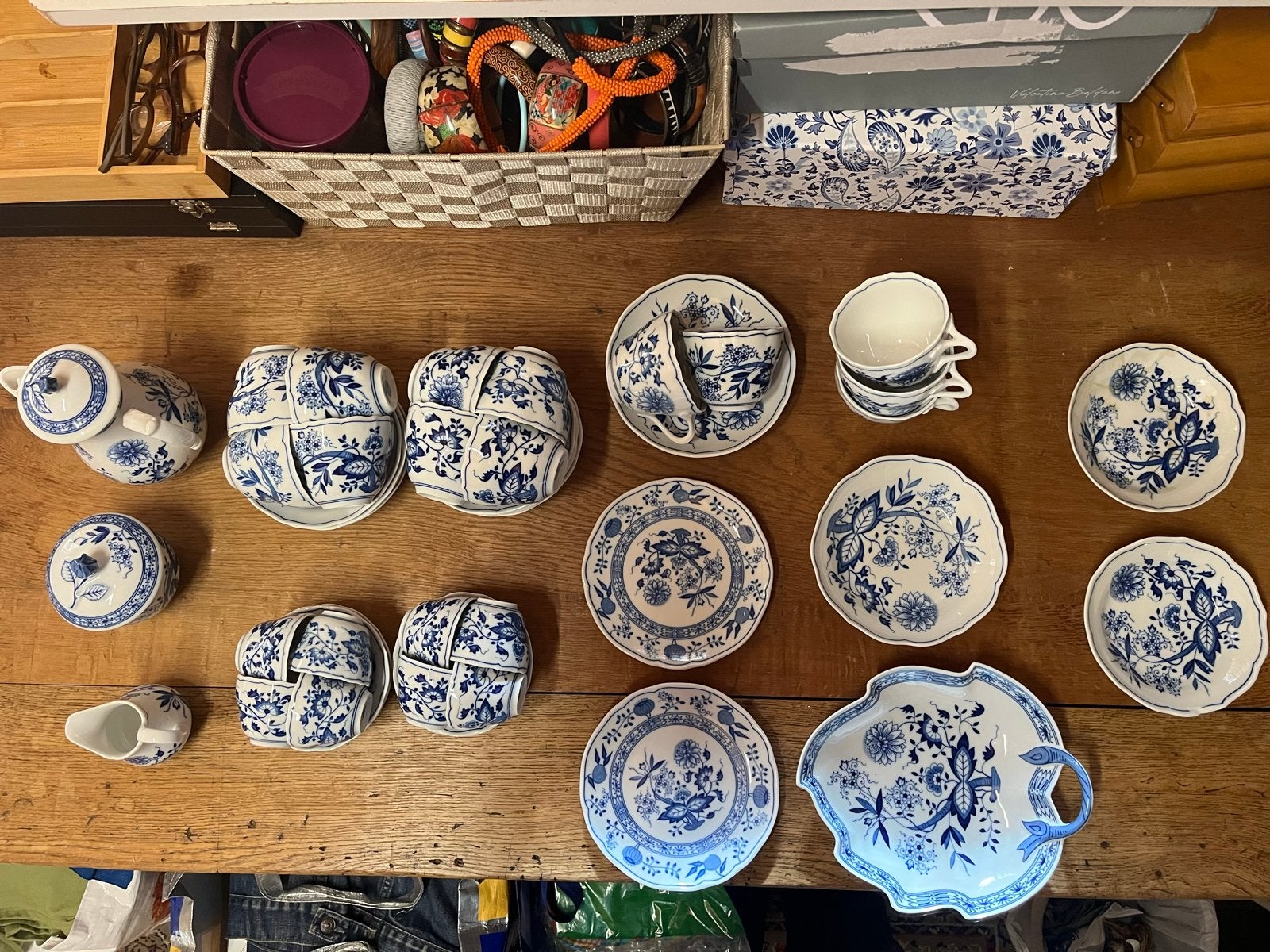 Prachtig Hutschenreuther Uienpatroon Servies - Compleet Set, Ophalen, Gebruikt, Overige merken, Klassiek