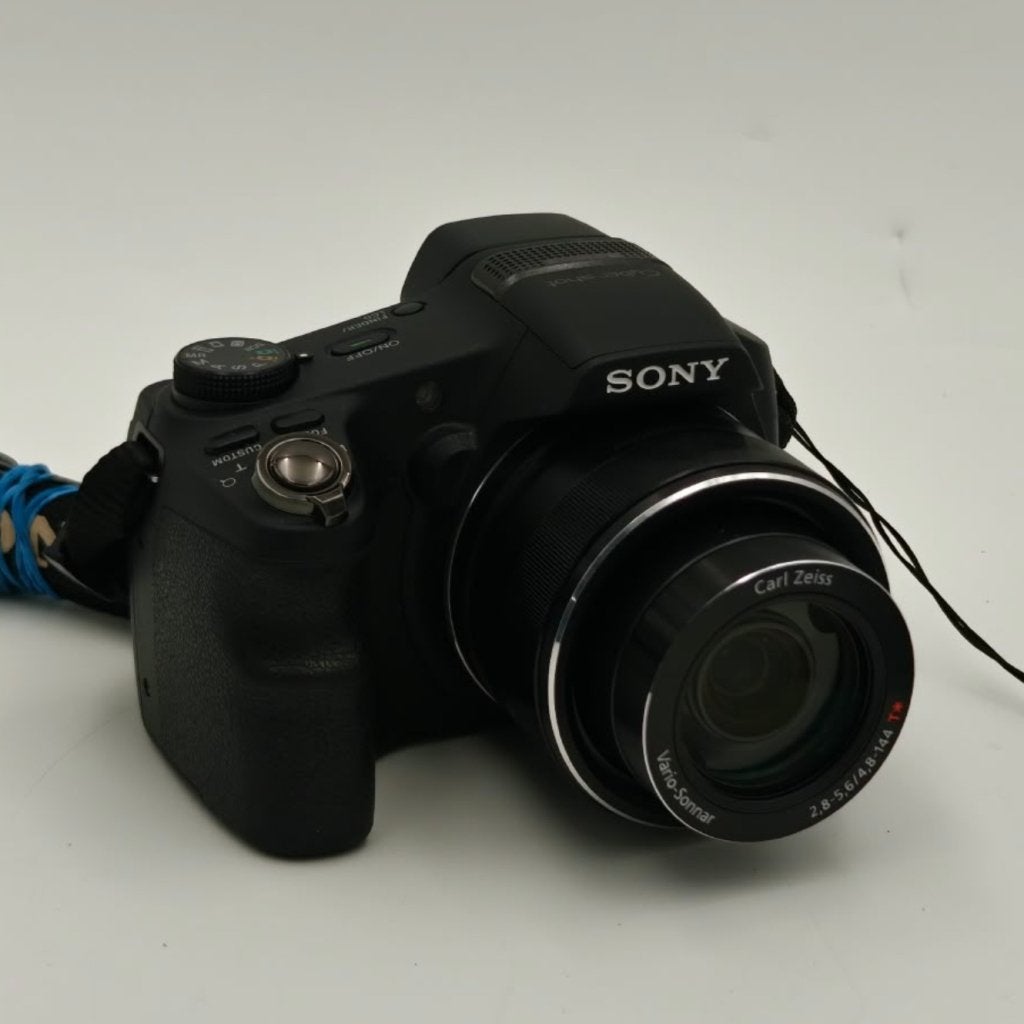 Sony DSC-HX200V Digitale zoom camera - Kleine schade scherm, Sony, Zo goed als nieuw, Support@sony.com, 1-7-1 Konan, Minato-ku
Tokyo 108-0075
Japan