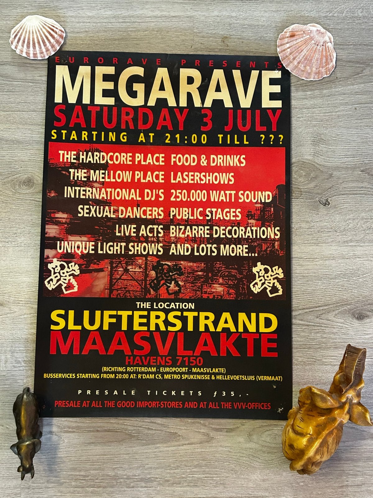 Megarave Slagveld Maasvlakte Poster, Verzamelen, Posters, Gebruikt, Overige onderwerpen, A1 t/m A3, Rechthoekig Staand, Ophalen of Verzenden
