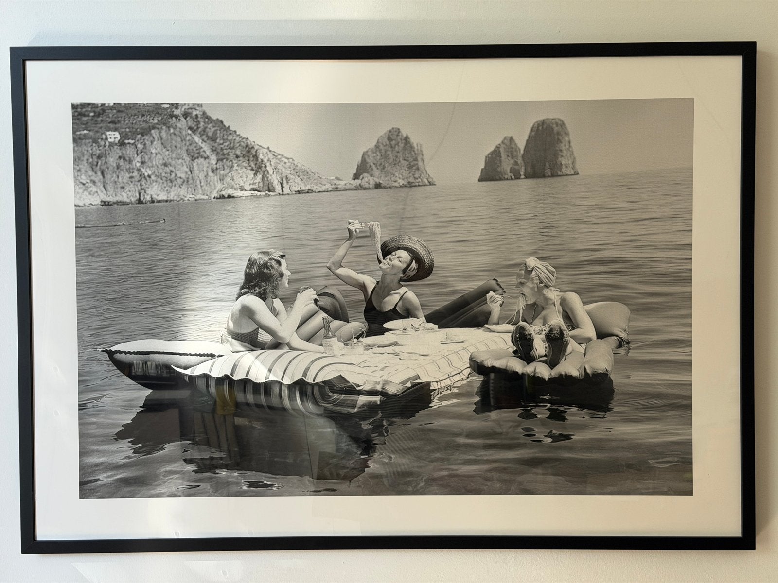 Vintage black and white framed photo A0 84x119, Ophalen of Verzenden, Foto, Fotografie, Ingelijst