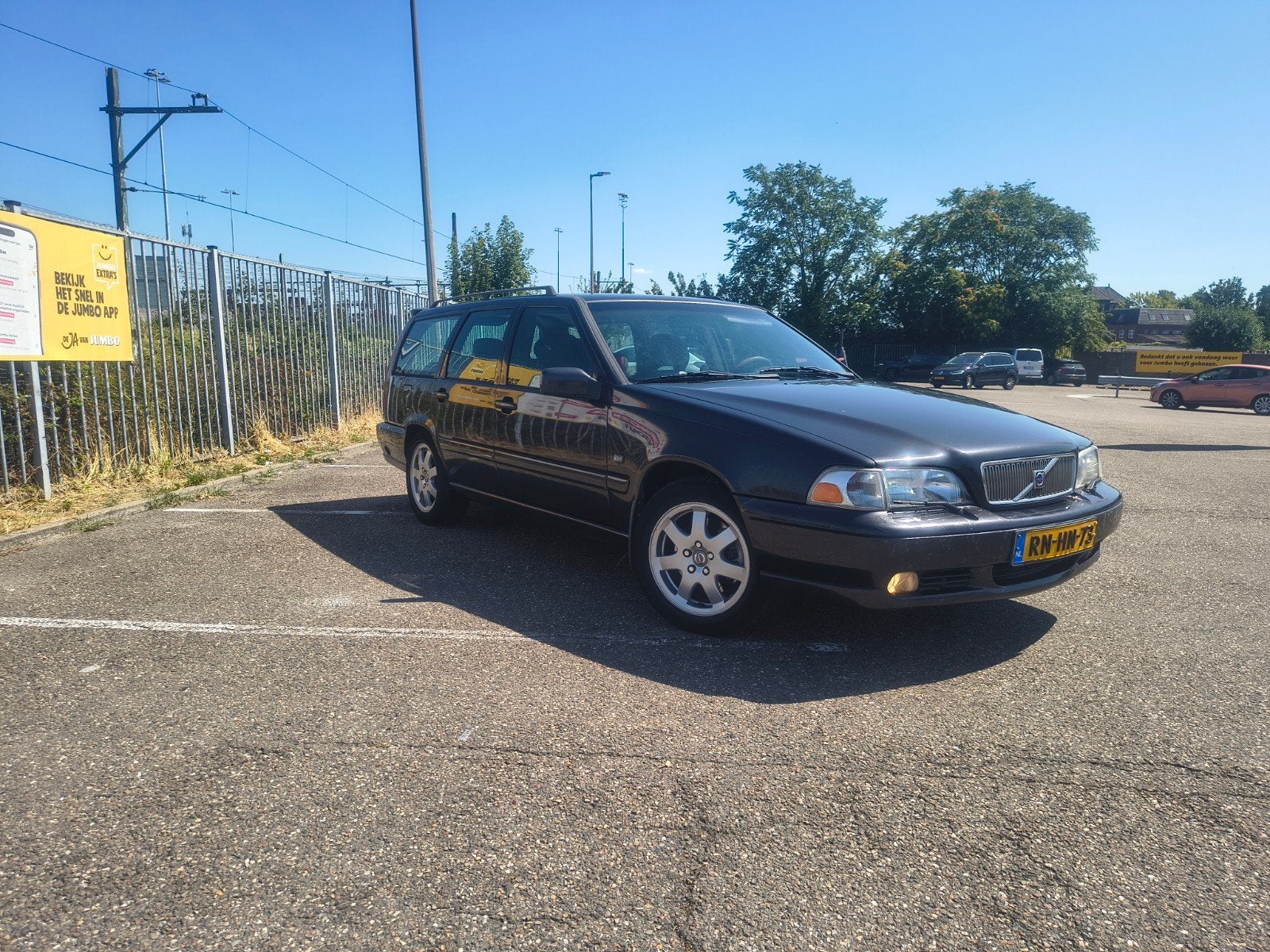 Volvo V70 2.5 10v LPG veel aan vervangen!, Voorwielaandrijving, Zwart, 1494 kg, 1600 kg