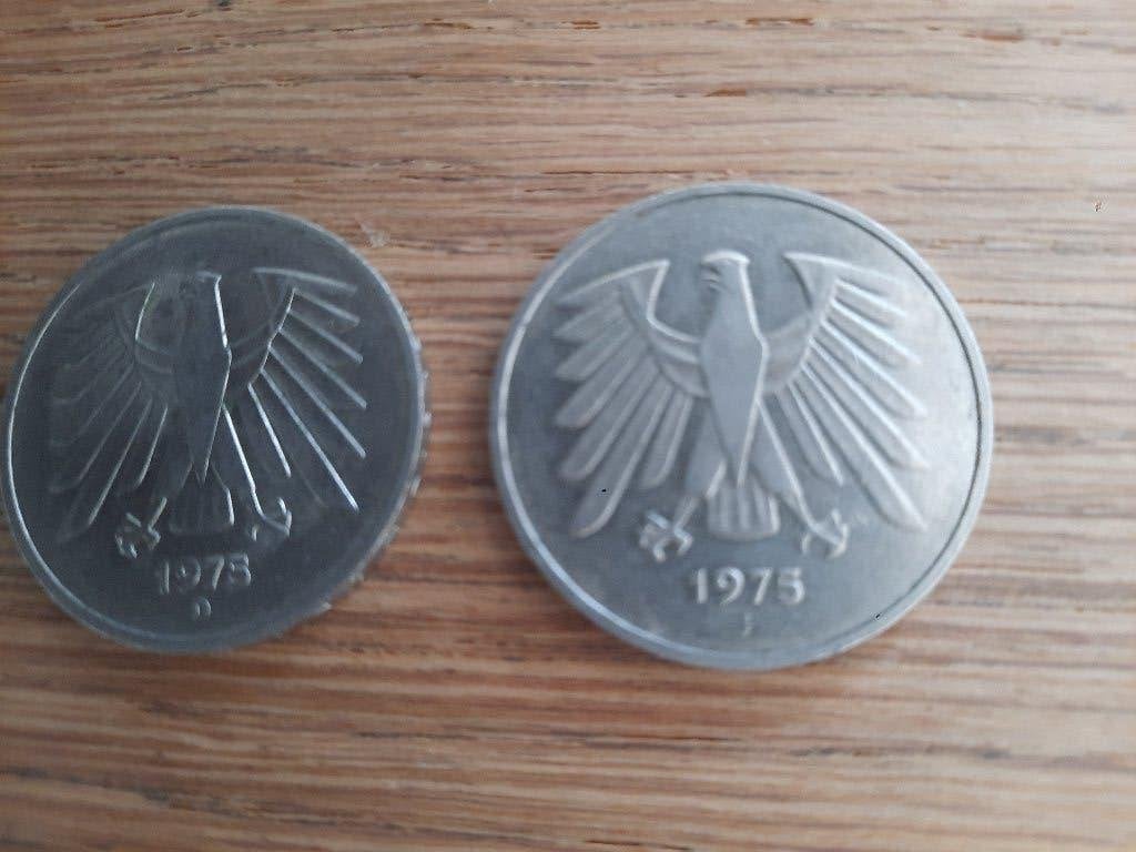 Duitsland. 5 mark 1975 D en 5 mark 1975 J, Ophalen of Verzenden, Duitsland