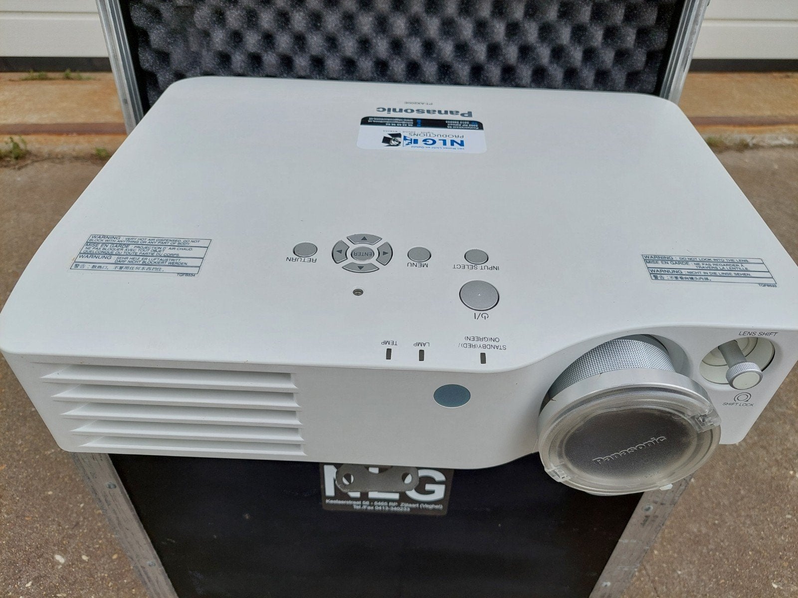 Panasonic PT AX200E Beamer - Full HD Home Cinema Projector, Gebruikt, Panasonic, Ophalen of Verzenden, LCD