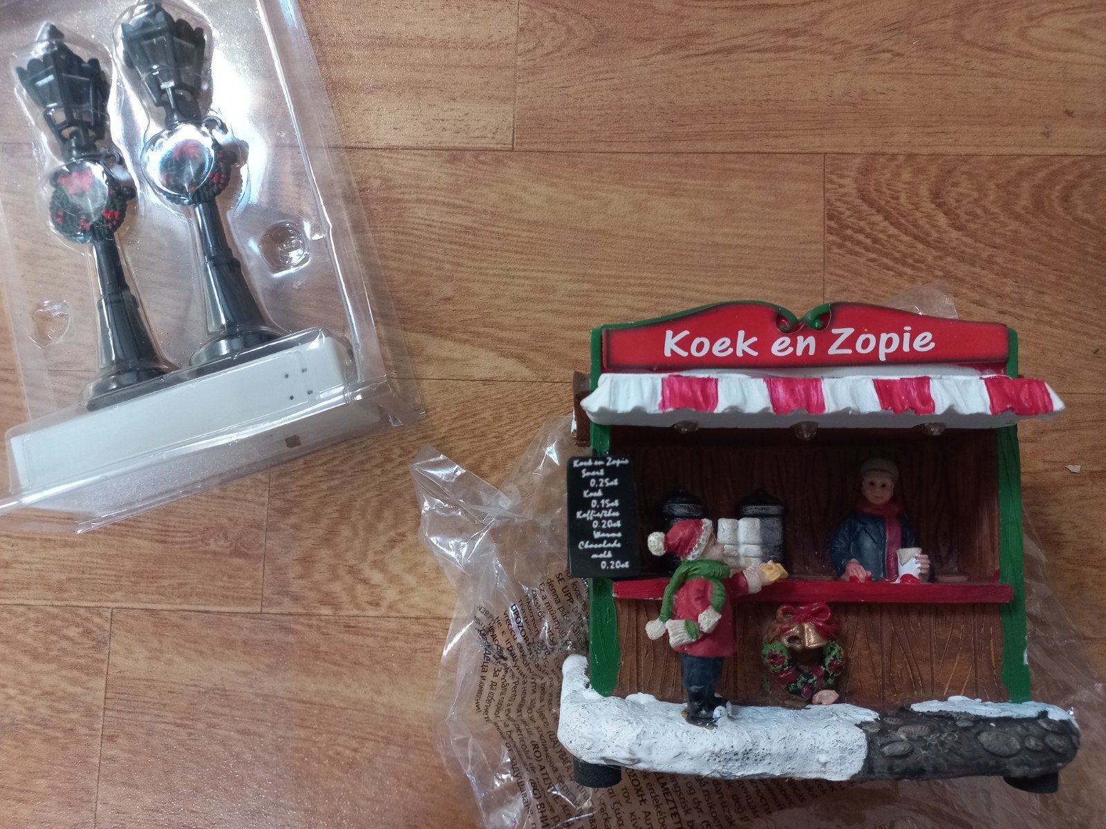 kerst huisje en lantaarn set nieuw, Diversen, Ophalen of Verzenden, Nieuw
