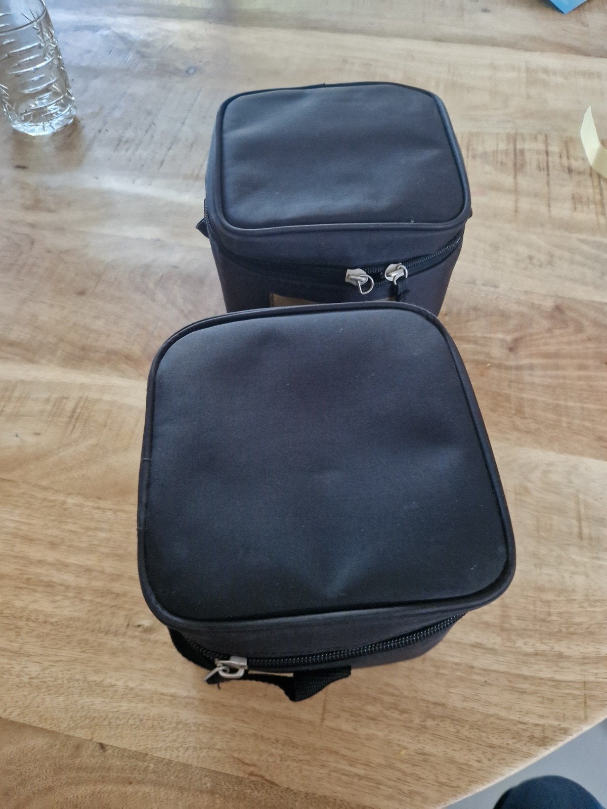 2x Medela koeltas met koelelementen voor melkflesjes, Ophalen, Medela, Bewaarbakje, Zo goed als nieuw