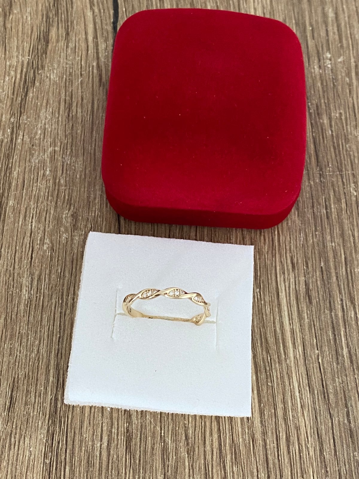 14 karaat gouden ring 585 goud, Nieuw, Ophalen of Verzenden, Met edelsteen, Dame