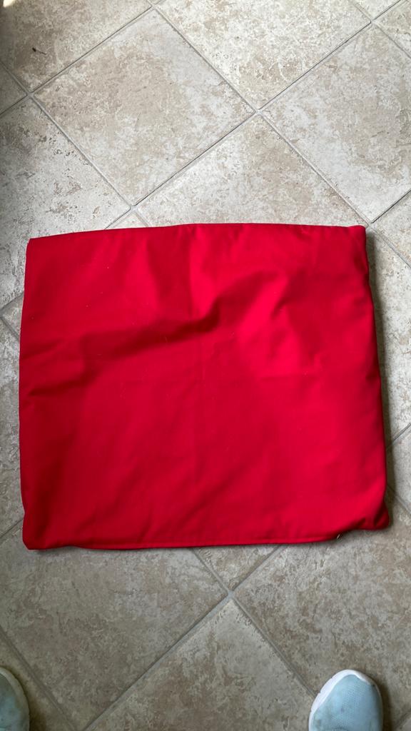 Gratis kussen hoes 53 x 62 rood IKEA, Ophalen, Gebruikt, Rood, Vierkant