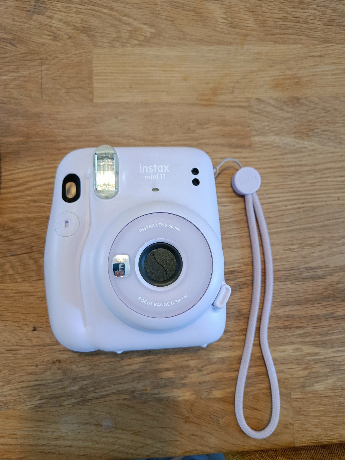 Fujifilm Instax Mini 11 Instant Camera met hoesje, Ingebouwde flitser, Instant camera, Ophalen of Verzenden, Zo goed als nieuw