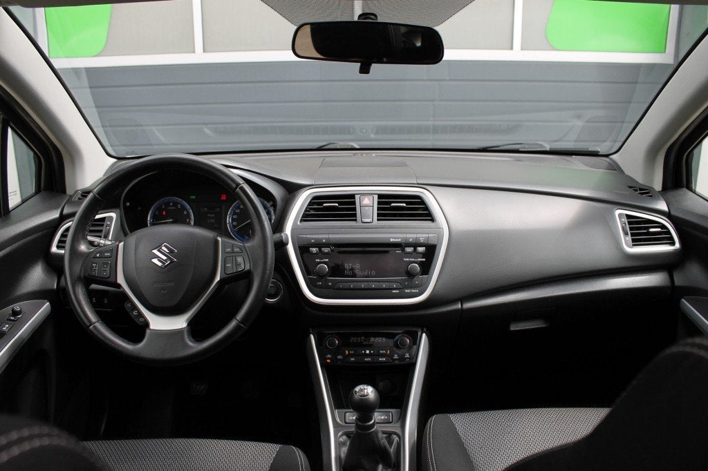 Suzuki SX4 1.6 Exclusive / open dak / Bluetooth / Stoelverwa, Auto's, Voorwielaandrijving, 4 cilinders, Origineel Nederlands, Handgeschakeld