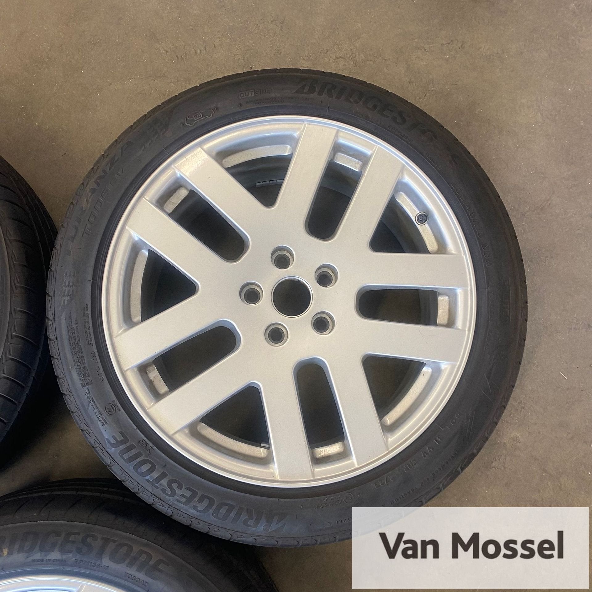 MG 4 Bridgestone Turanza T005 EV 235/45/R18 98W, 18 inch, Gebruikt, -, -