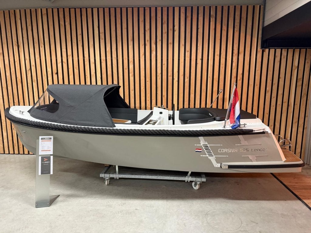 NwStaat! CORSIVA 595 EXCLUSIVE '20PK HONDA' OPTIES! 2026!, Tender, 0 cm, 2 m, Rondzit