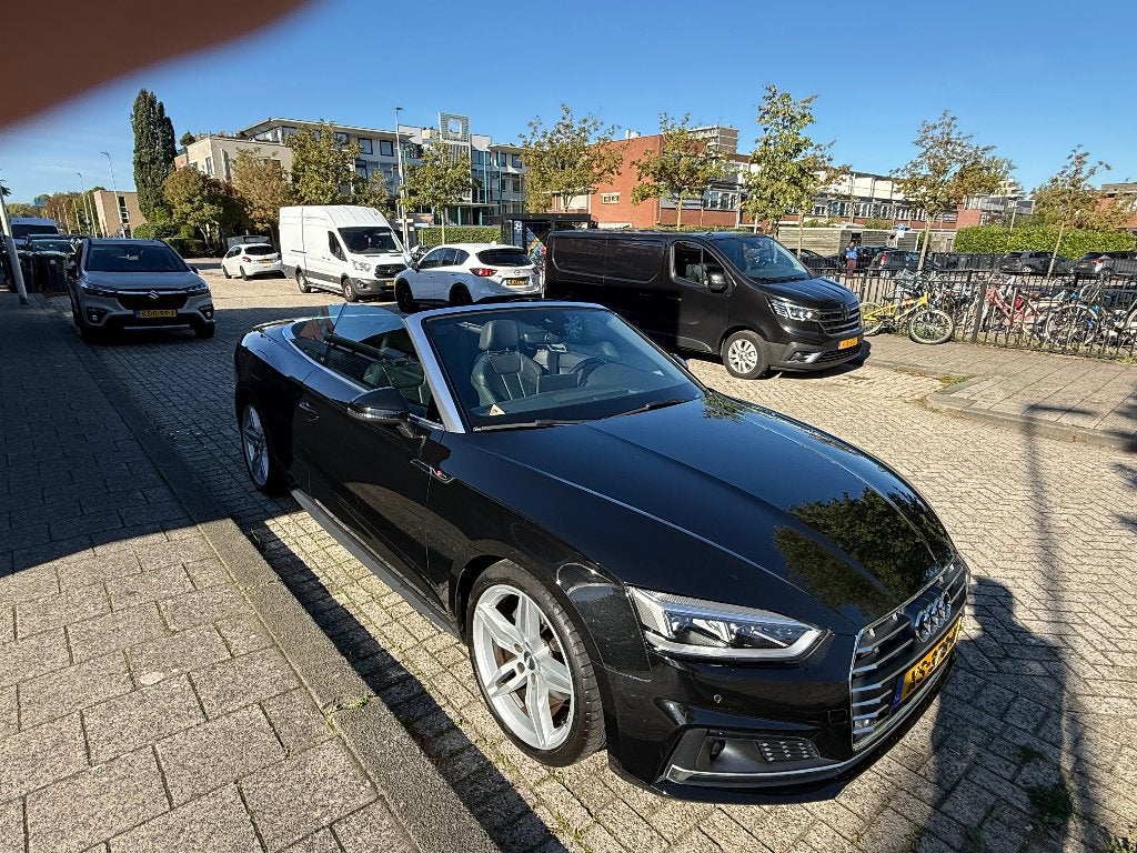 Audi A5 2.0 Tfsi 190pk S Tronic 2017 Zwart, Auto's, Dealer onderhouden, Zwart, 4 stoelen, Zwart