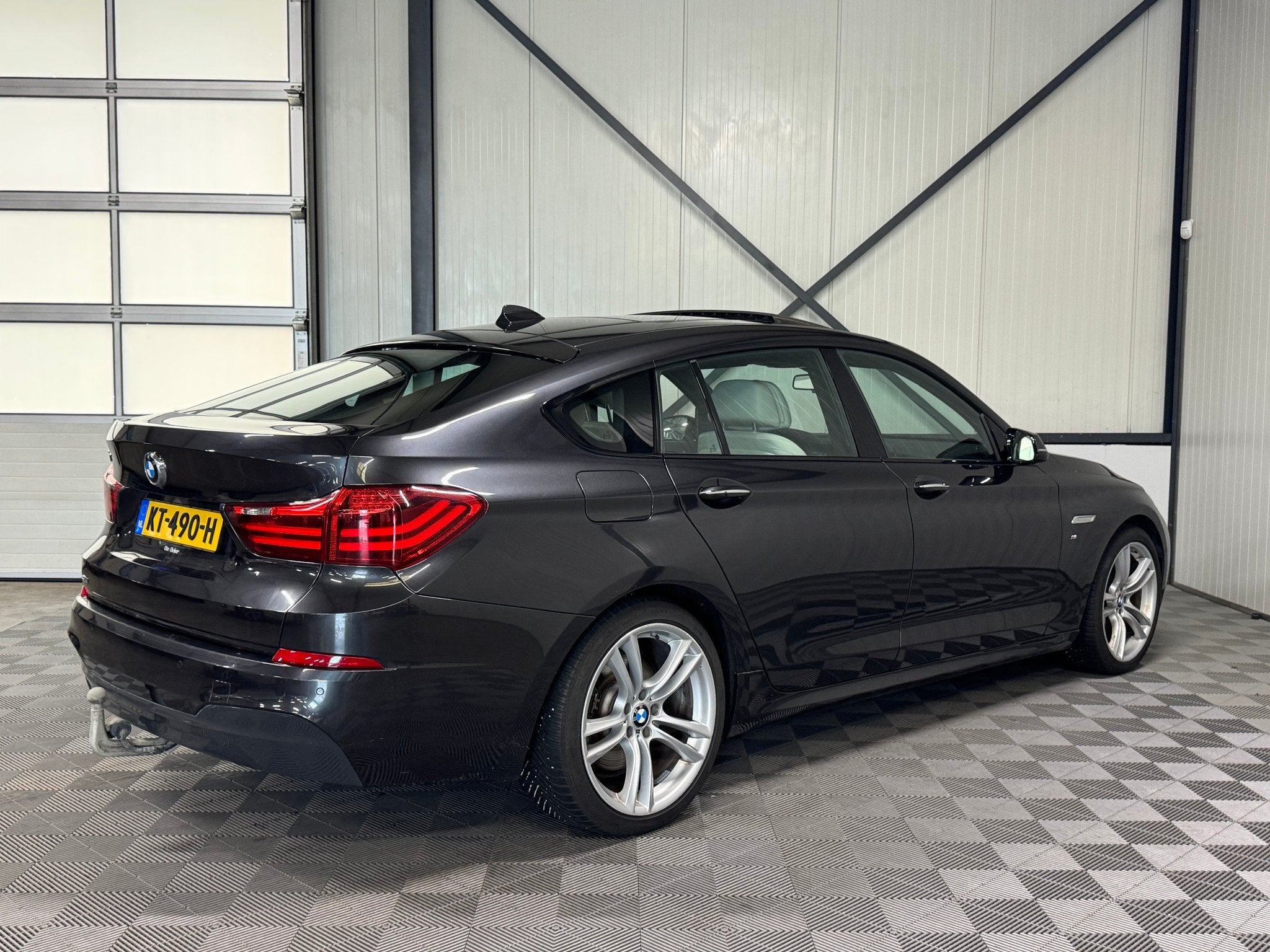 BMW 5-serie Gran Turismo 530xd | M Sport Edition | Pano | Le, Auto's, Gebruikt, Euro 6, 258 pk, 2020 kg