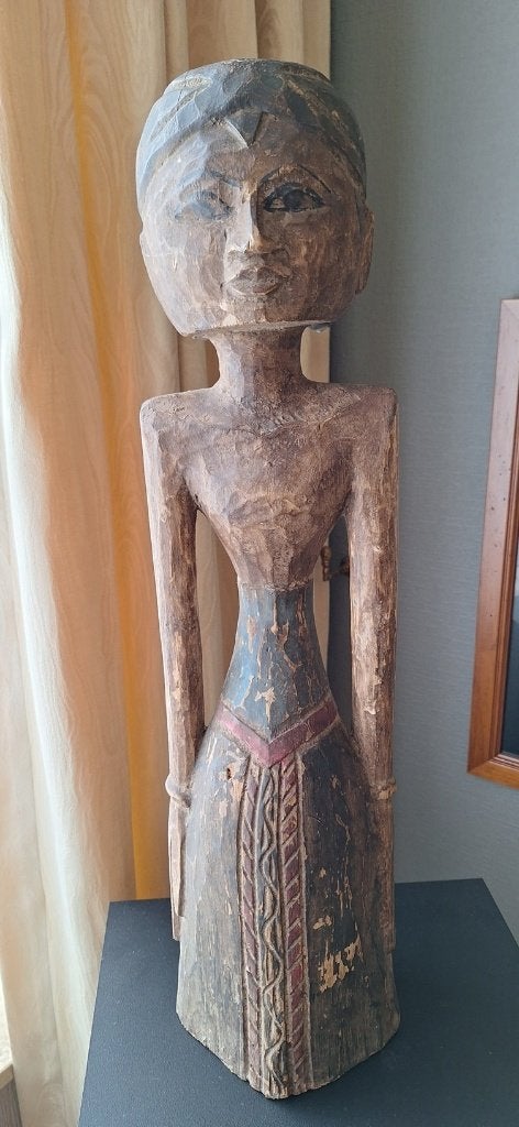 Massief houten beeld Indonesie Bieden, Hout, Ophalen of Verzenden, Indonesië, Roze