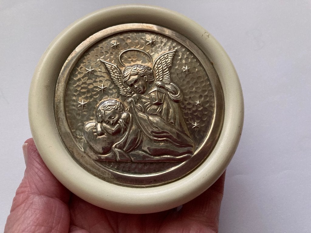 Vintage zilveren medaillon met beschermengeltje, Ophalen of Verzenden, Zilver