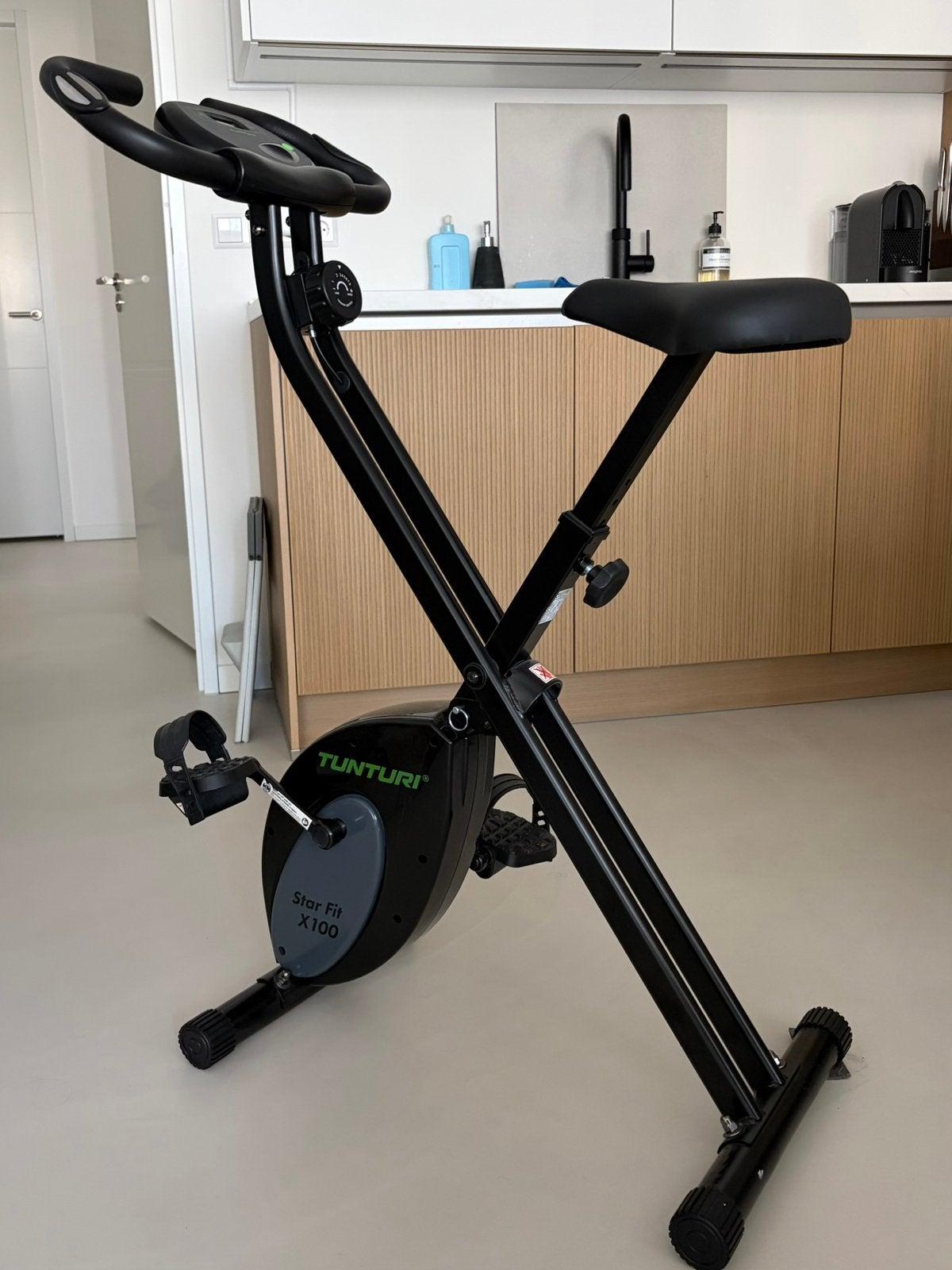 Tunturi Star Fit X100 Hometrainer, Sport en Fitness, Ophalen, Zo goed als nieuw, Metaal, Benen