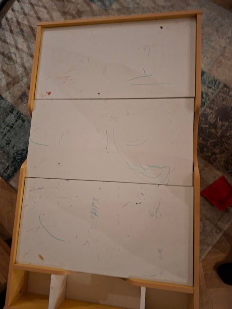 Stevige speelgoed/Lego tafel met opbergruimte en krukje, Kinderen en Baby's, Kinderkamer | Tafels en Stoelen, Ophalen, Gebruikt